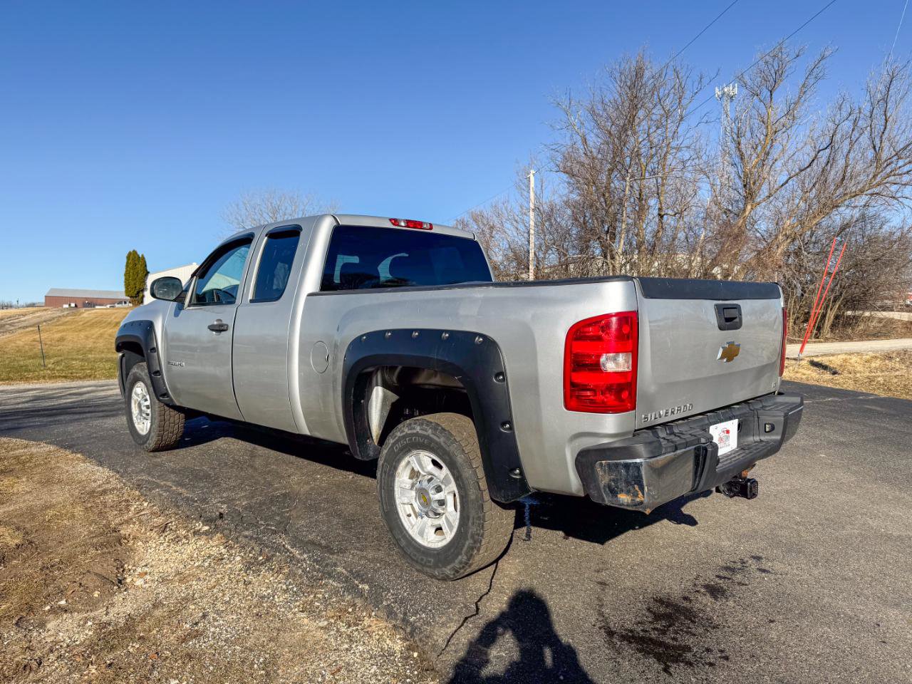 Used 2010 Chevrolet Silverado 2500 LT w/ Interior Plus Package AWD/4WD image 5