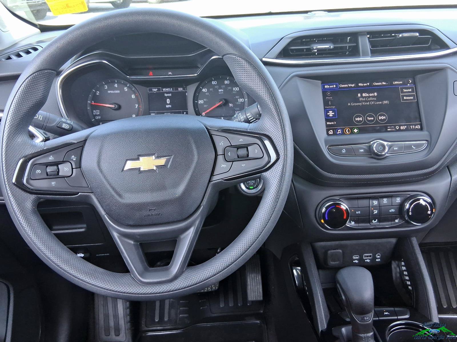 Used 2023 Chevrolet TrailBlazer LT FWD image 15