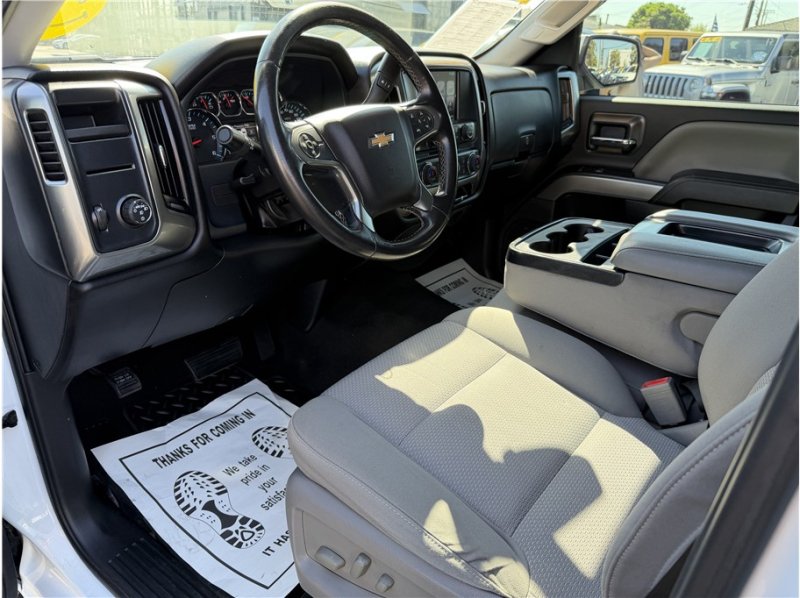 Used 2018 Chevrolet Silverado 1500 LT w/ Texas Edition RWD image 17