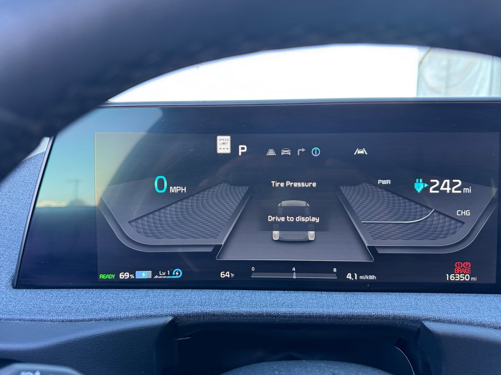 Used 2022 Kia EV6 Wind image 10