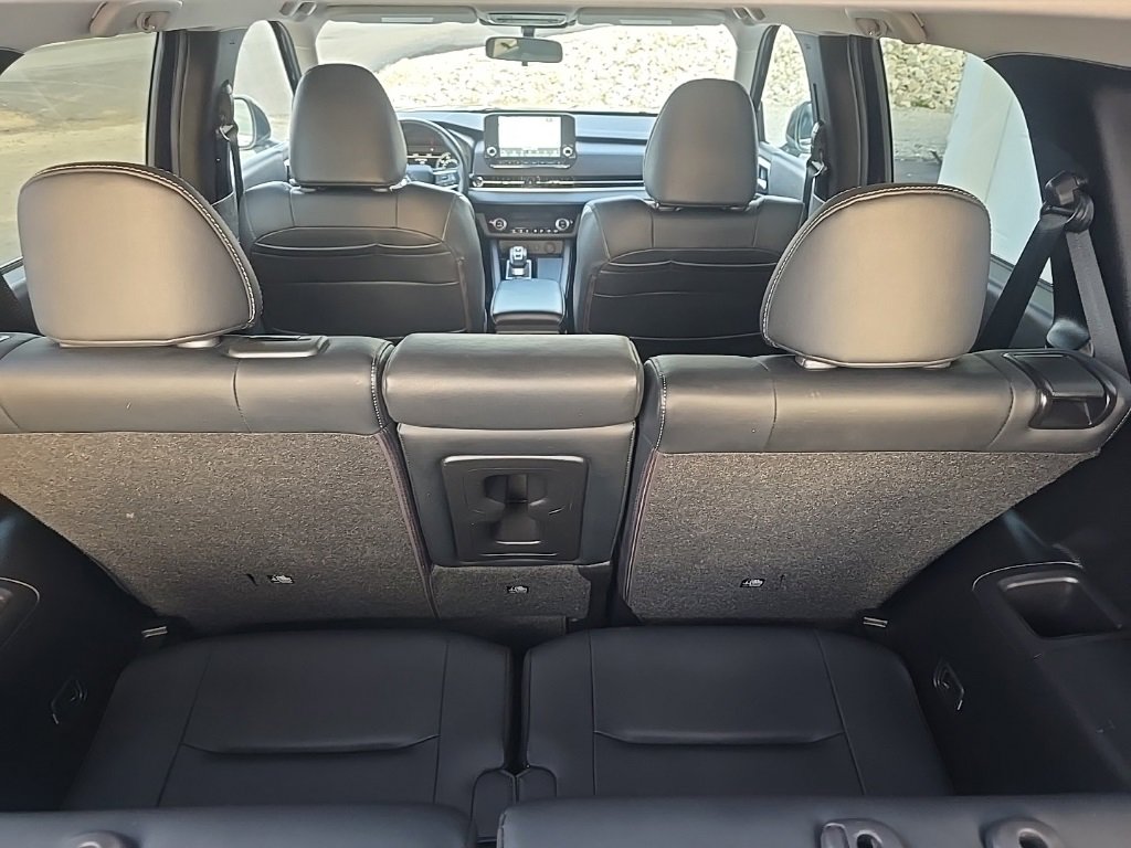 Used 2024 Mitsubishi Outlander SE Black Edition image 22