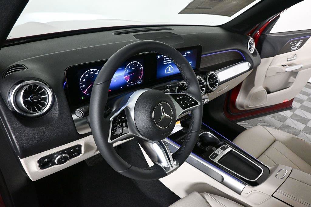 New 2026 Mercedes-Benz GLB 250 image 6