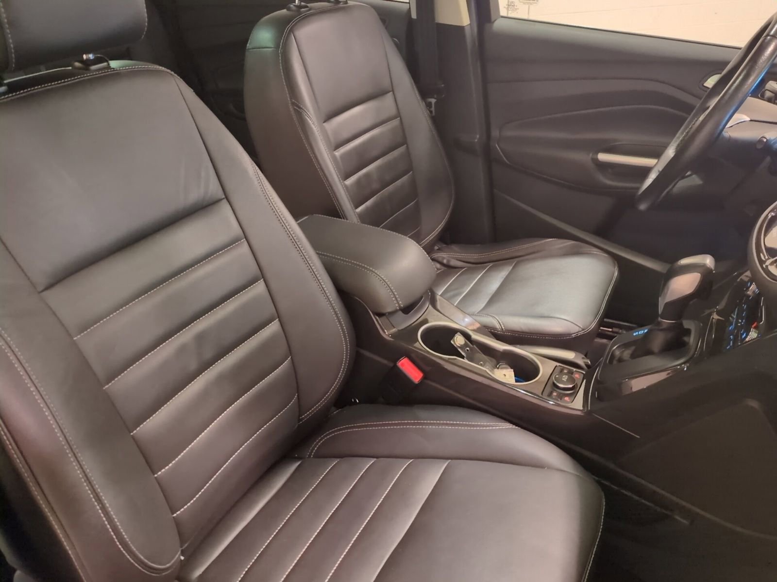 Used 2015 Ford Escape Titanium w/ Equipment Group 301A image 11