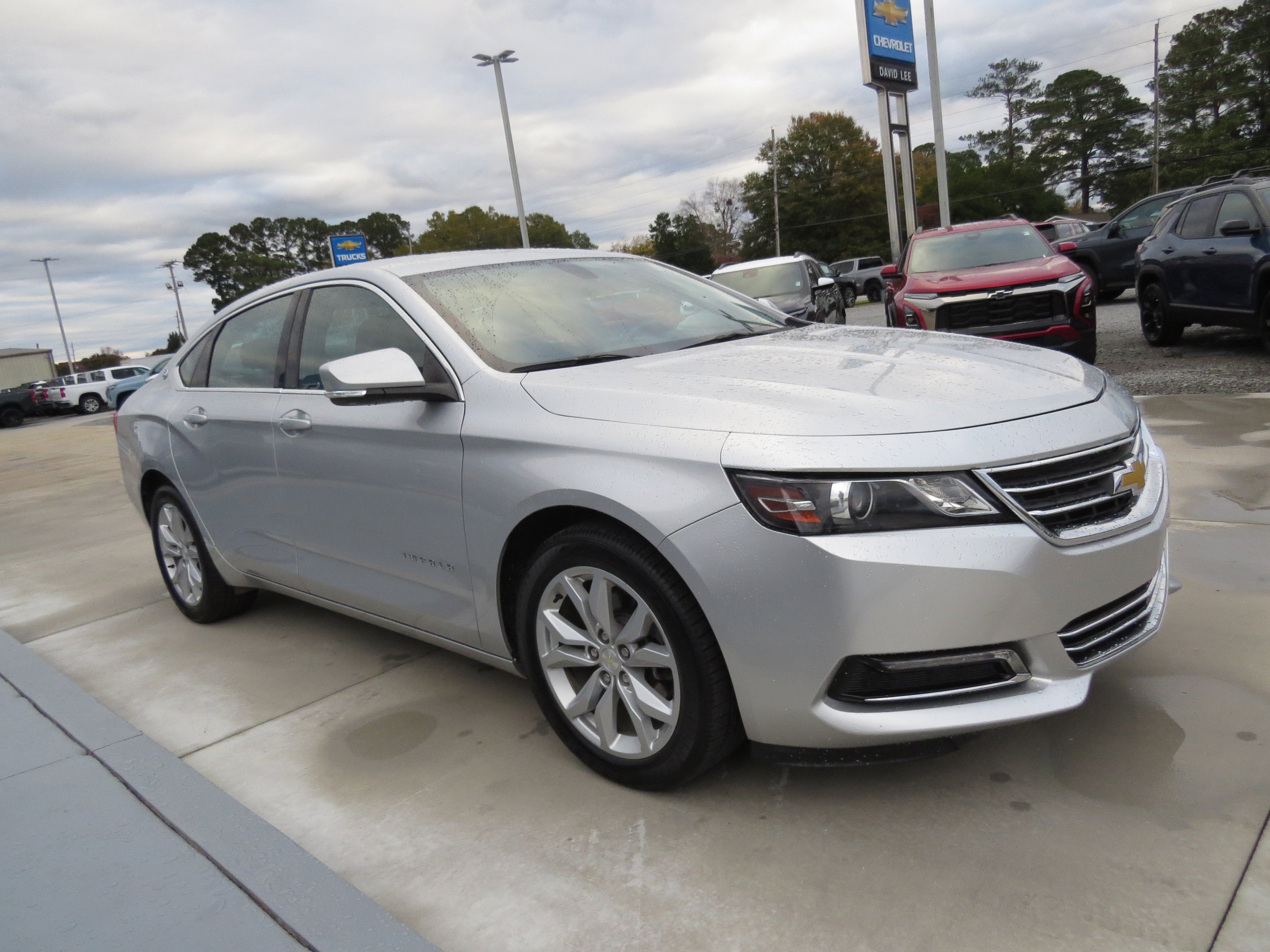 Used 2020 Chevrolet Impala LT w/ LT Convenience Package image 6