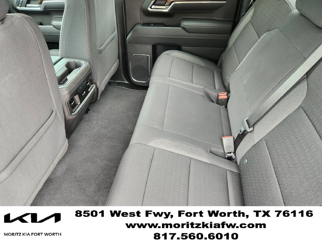 Used 2025 Chevrolet Silverado 1500 LT Trail Boss w/ Convenience Package II AWD/4WD image 30