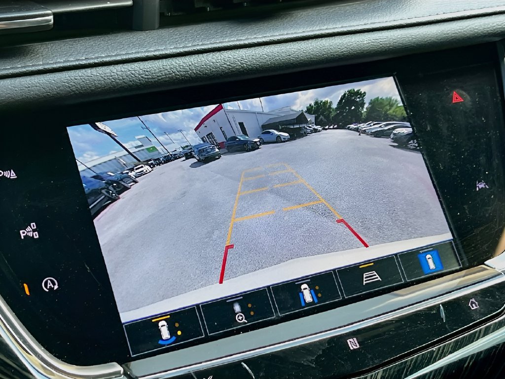 Used 2021 Cadillac XT6 Premium Luxury FWD image 14
