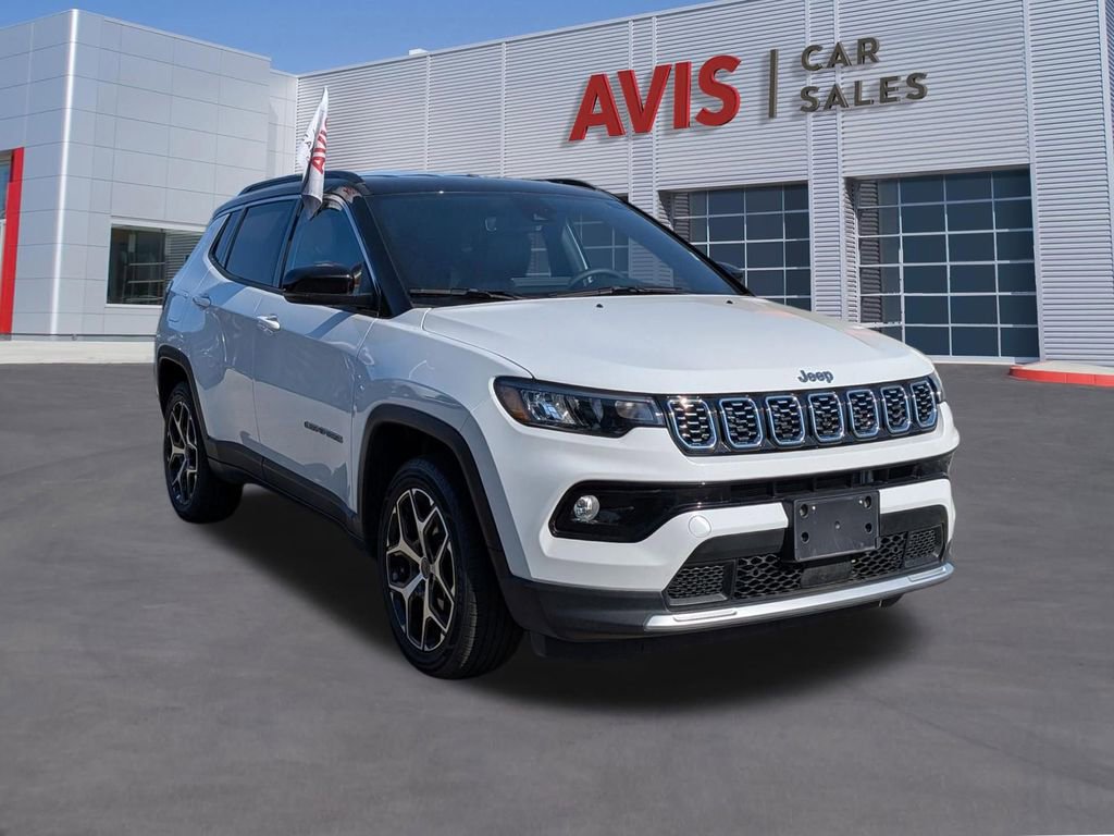 Used 2025 Jeep Compass Limited AWD/4WD image 3