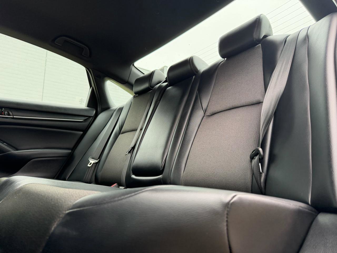 Used 2018 Honda Accord Sport image 8