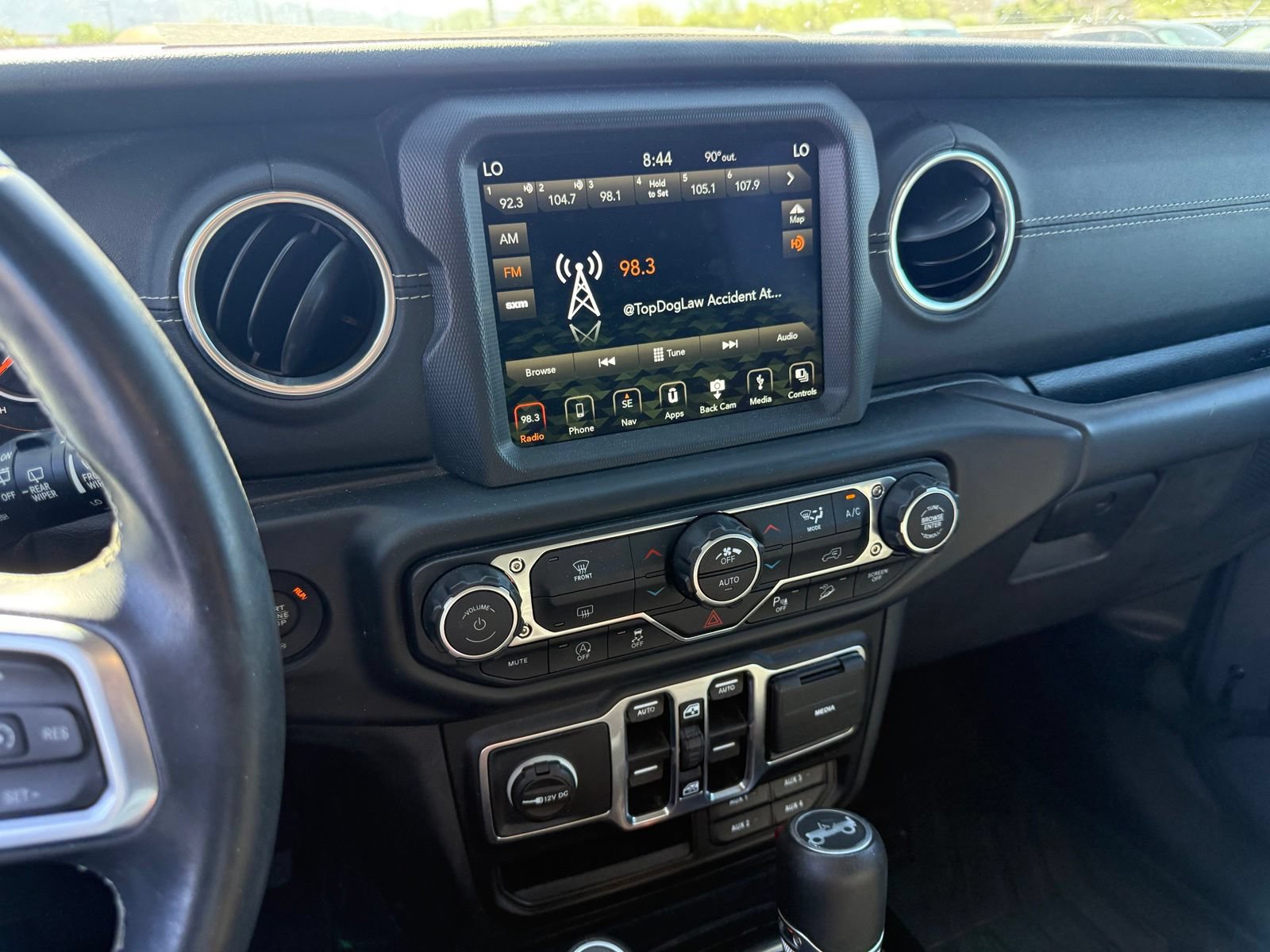 Used 2019 Jeep Wrangler Unlimited Sahara AWD/4WD image 20