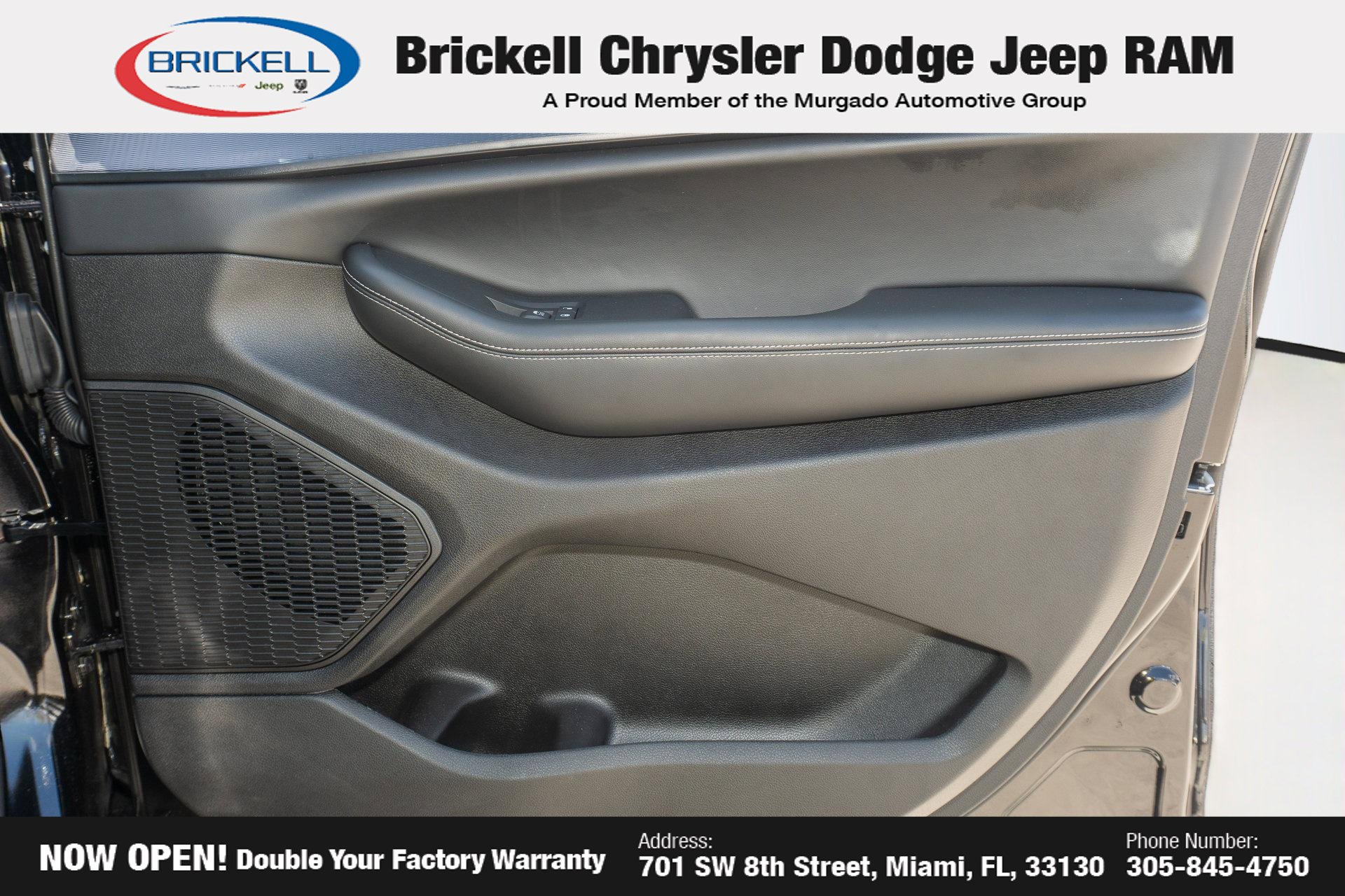 Used 2025 Jeep Grand Cherokee L Altitude AWD/4WD image 18