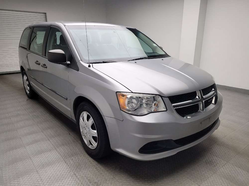 Used 2016 Dodge Grand Caravan American Value Package w/ UConnect Hands-Free Group FWD image 13