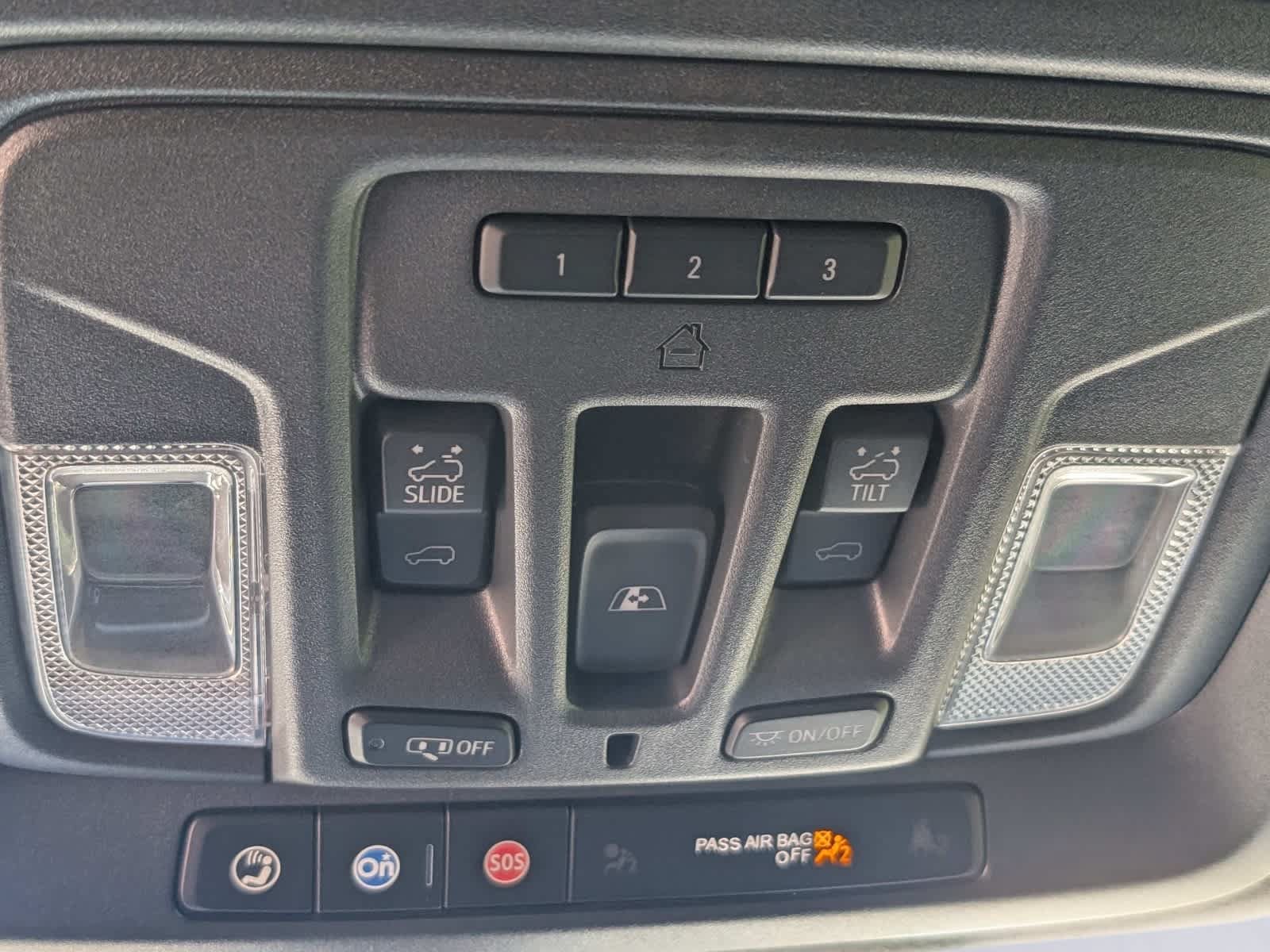 Used 2025 GMC Sierra 2500 AT4X AWD/4WD image 35