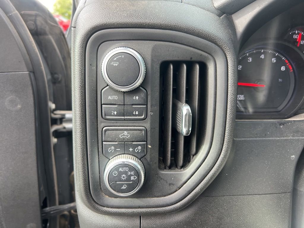 Used 2020 GMC Sierra 1500 4x4 Double Cab w/ Sierra Value Package image 11