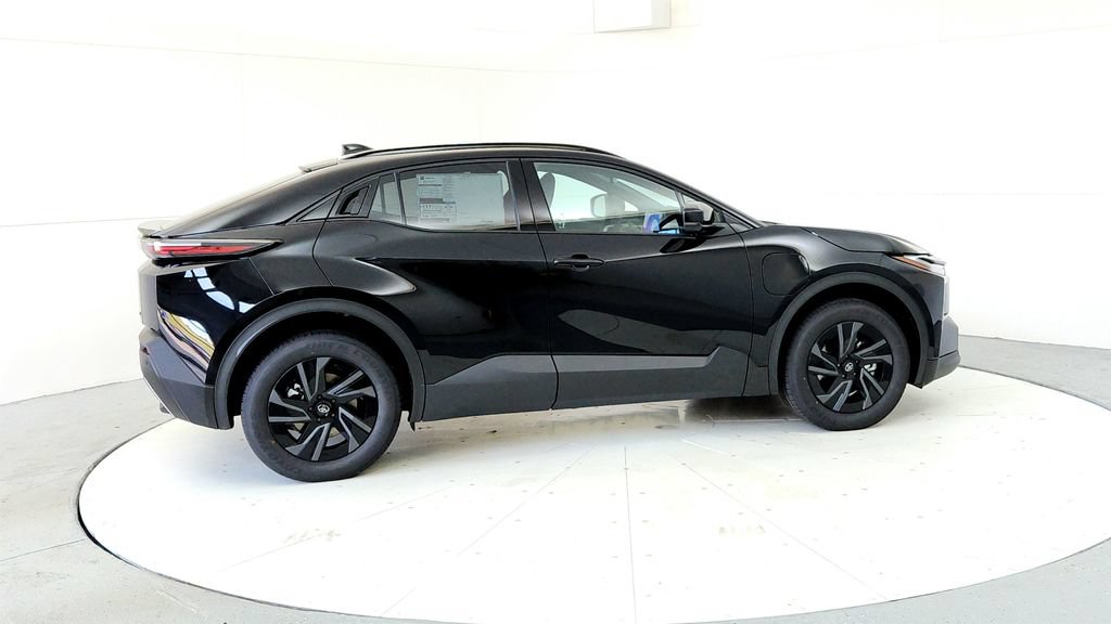 New 2026 Toyota C-HR AWD/4WD image 6