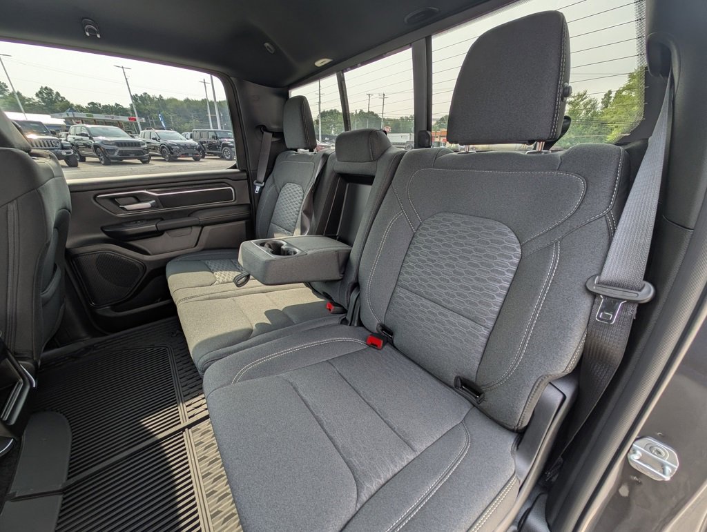 New 2026 RAM 1500 4x4 Crew Cab image 16