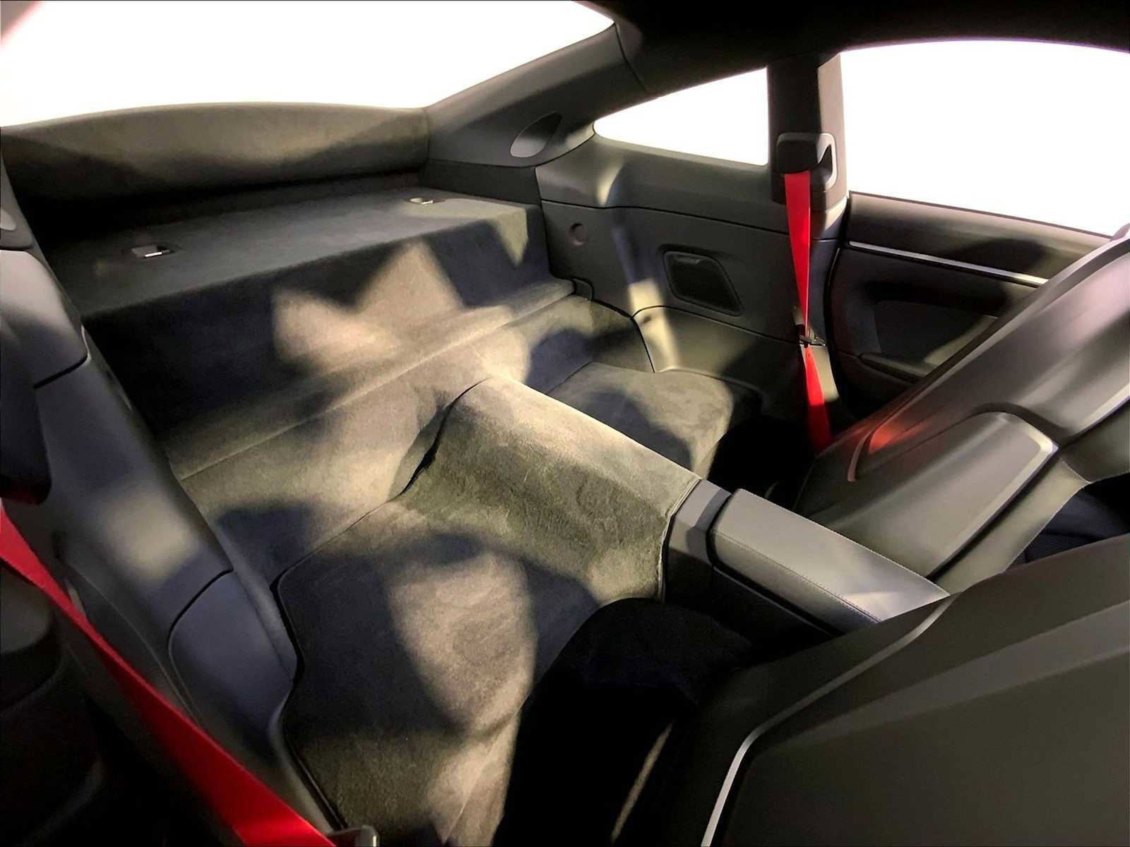 Used 2024 Porsche 911 Carrera T image 23