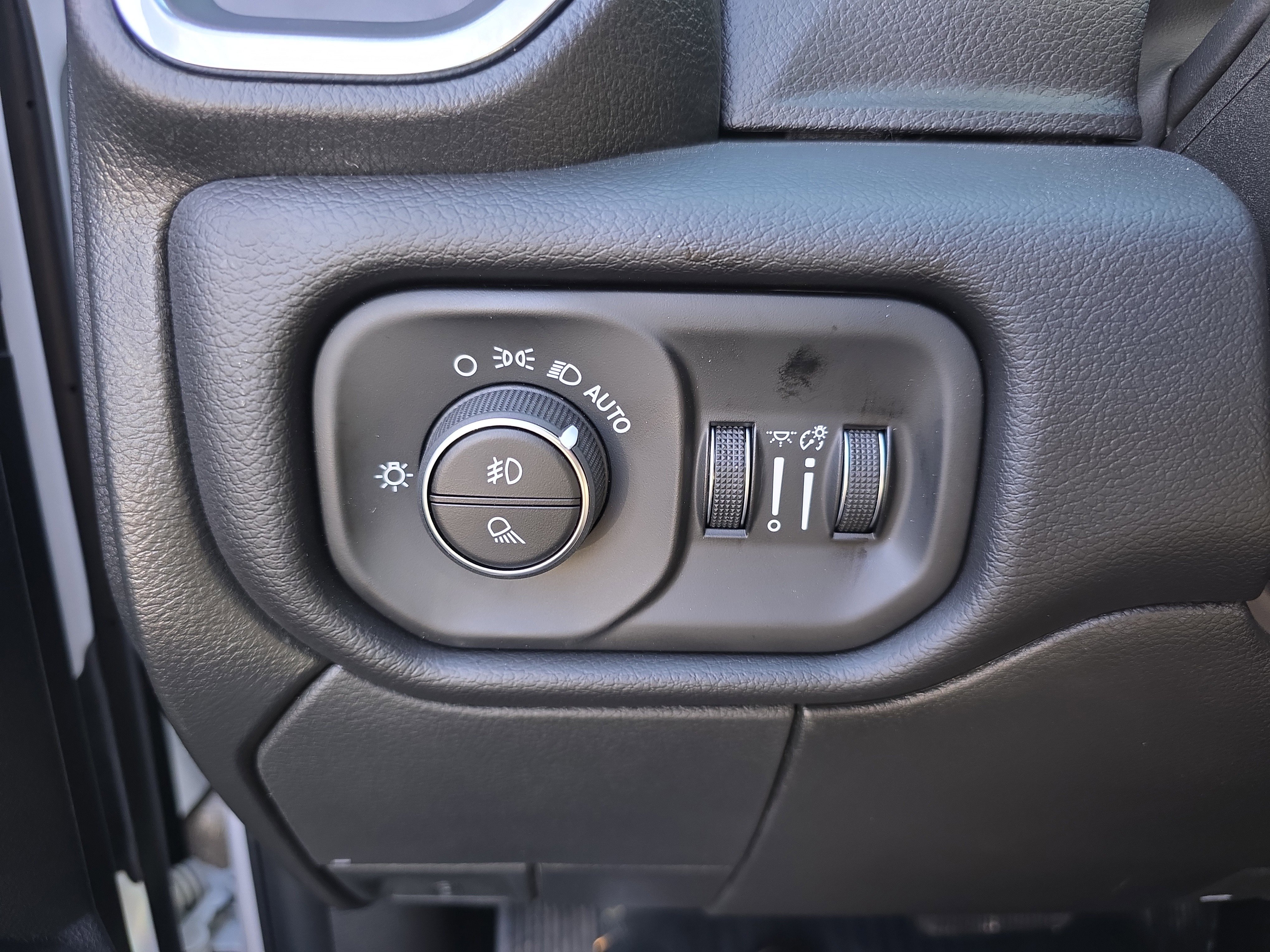 New 2026 RAM 5500 Laramie w/ Laramie Trim Package image 14