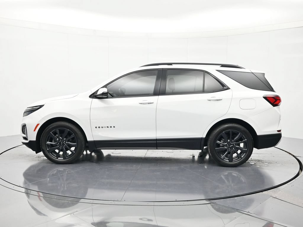 Certified 2022 Chevrolet Equinox RS w/ Infotainment Package FWD image 8