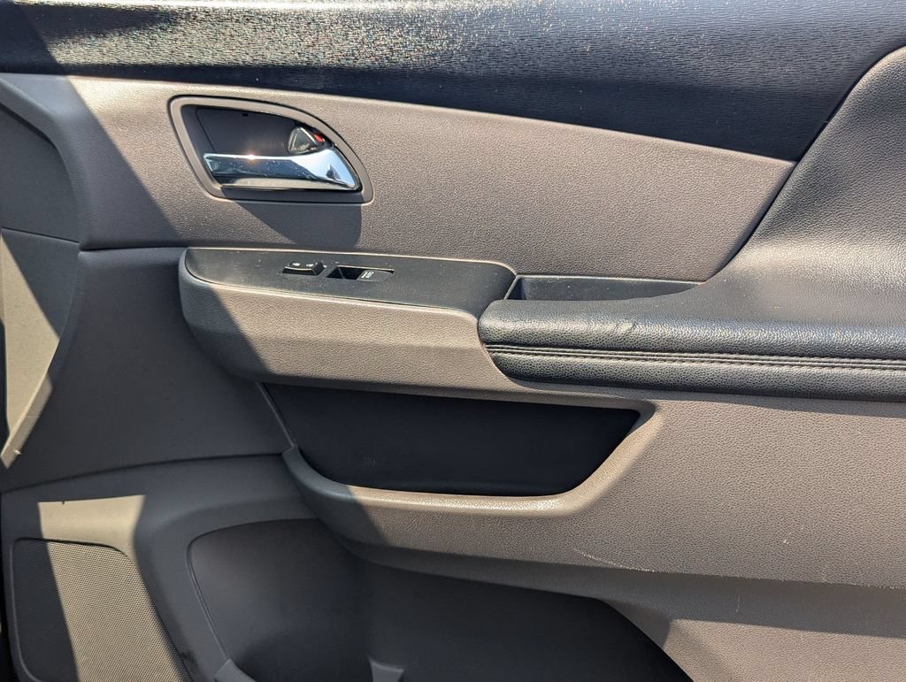 Used 2015 Honda Odyssey EX-L image 26