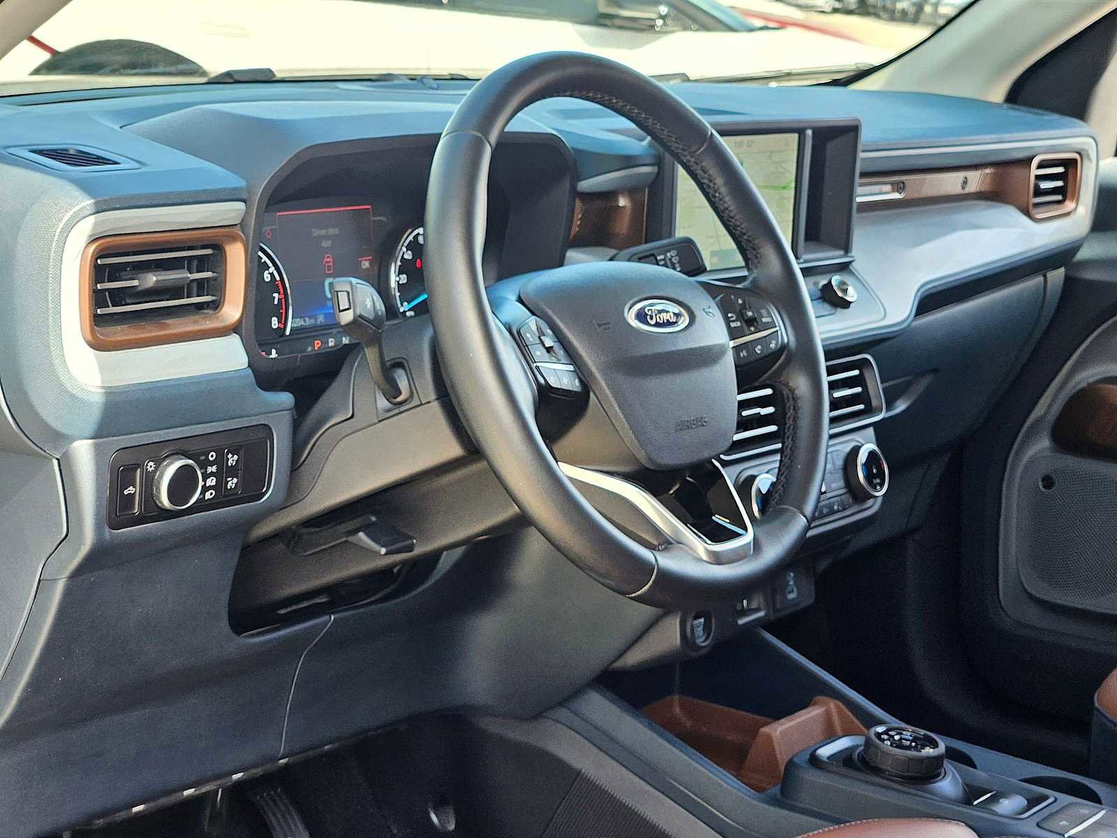Used 2024 Ford Maverick Lariat video 2