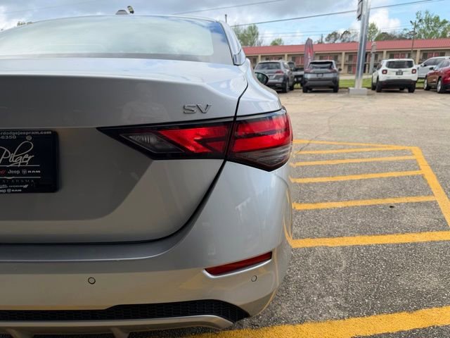 Used 2022 Nissan Sentra SV image 9