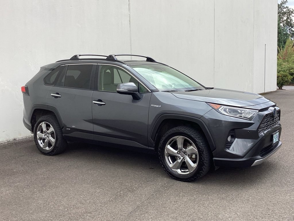 Used 2020 Toyota RAV4 Limited AWD/4WD image 9