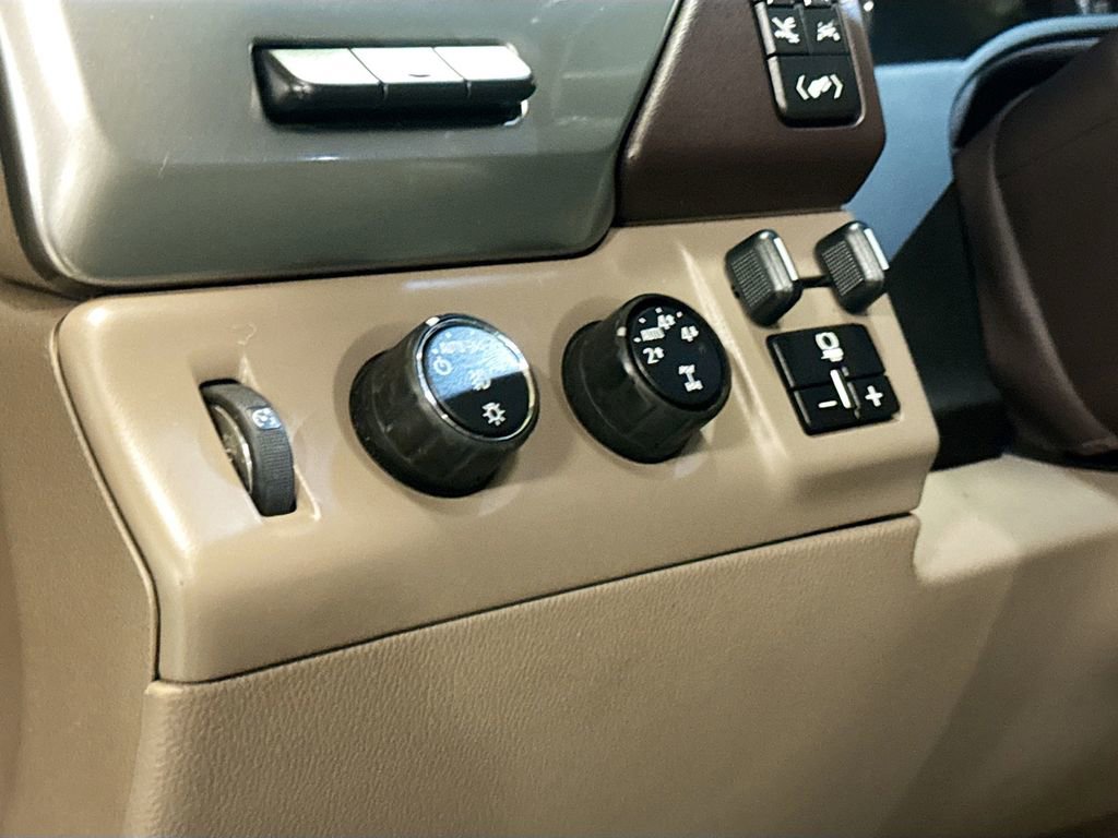 Used 2016 Chevrolet Tahoe LTZ image 12