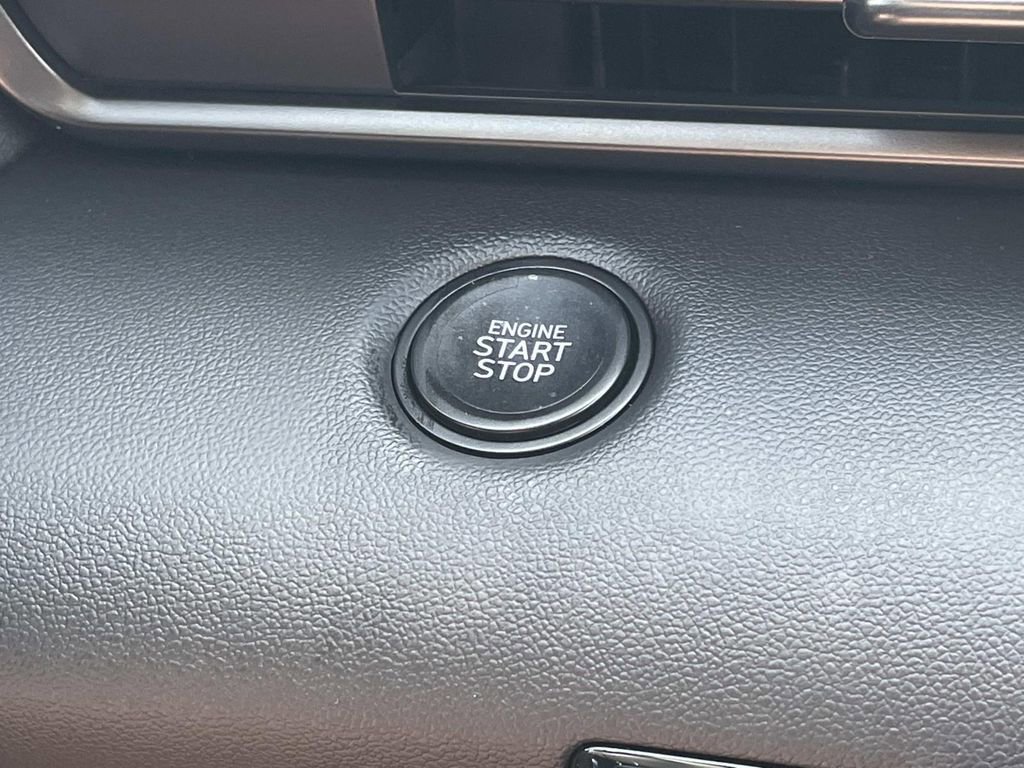 New 2026 Hyundai Elantra Sport FWD image 28