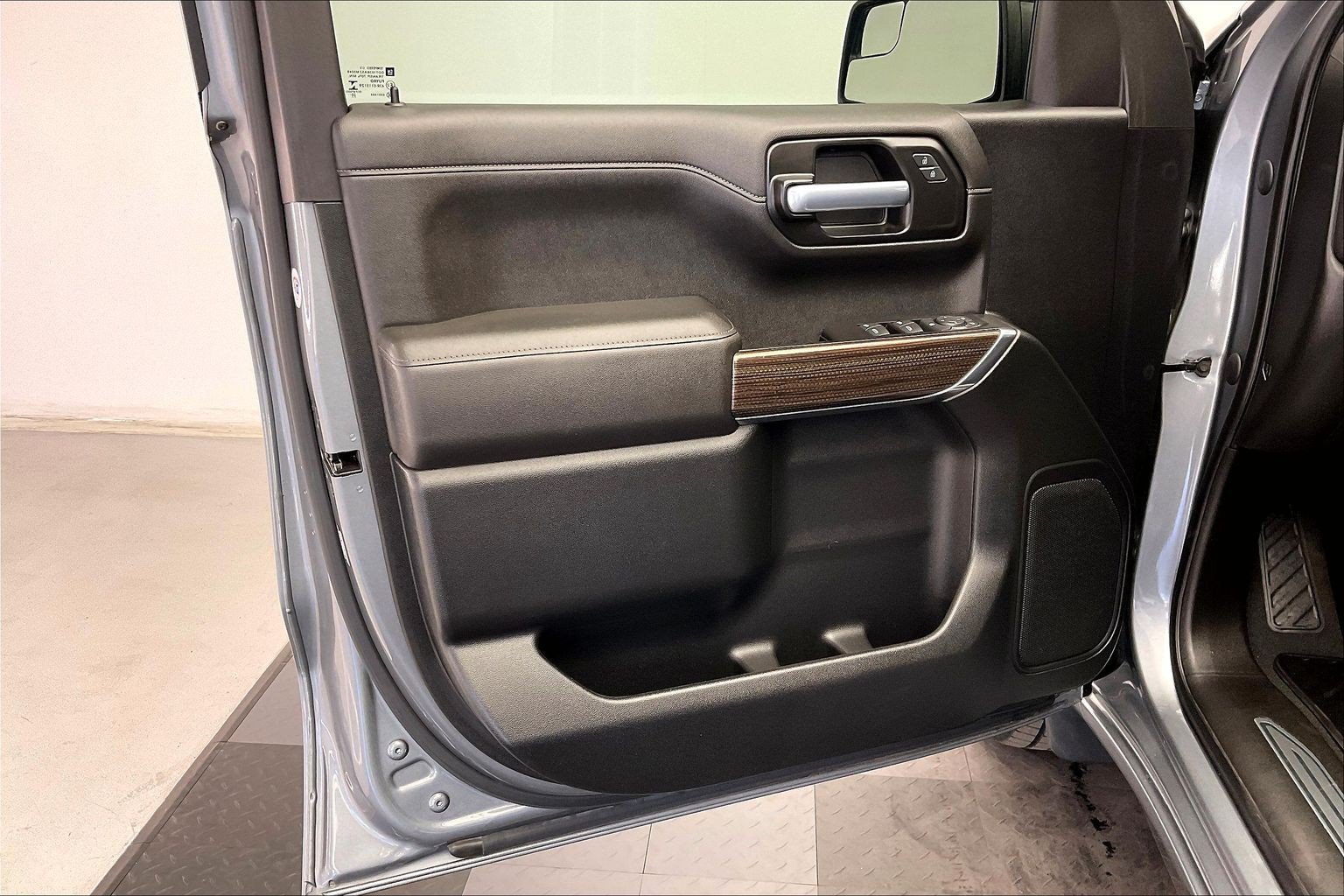Used 2021 Chevrolet Silverado 1500 RST RWD image 25