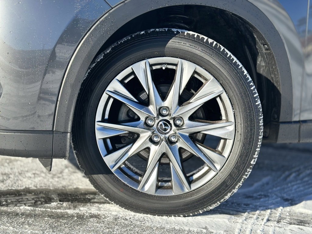 Used 2021 MAZDA CX-5 Signature image 2