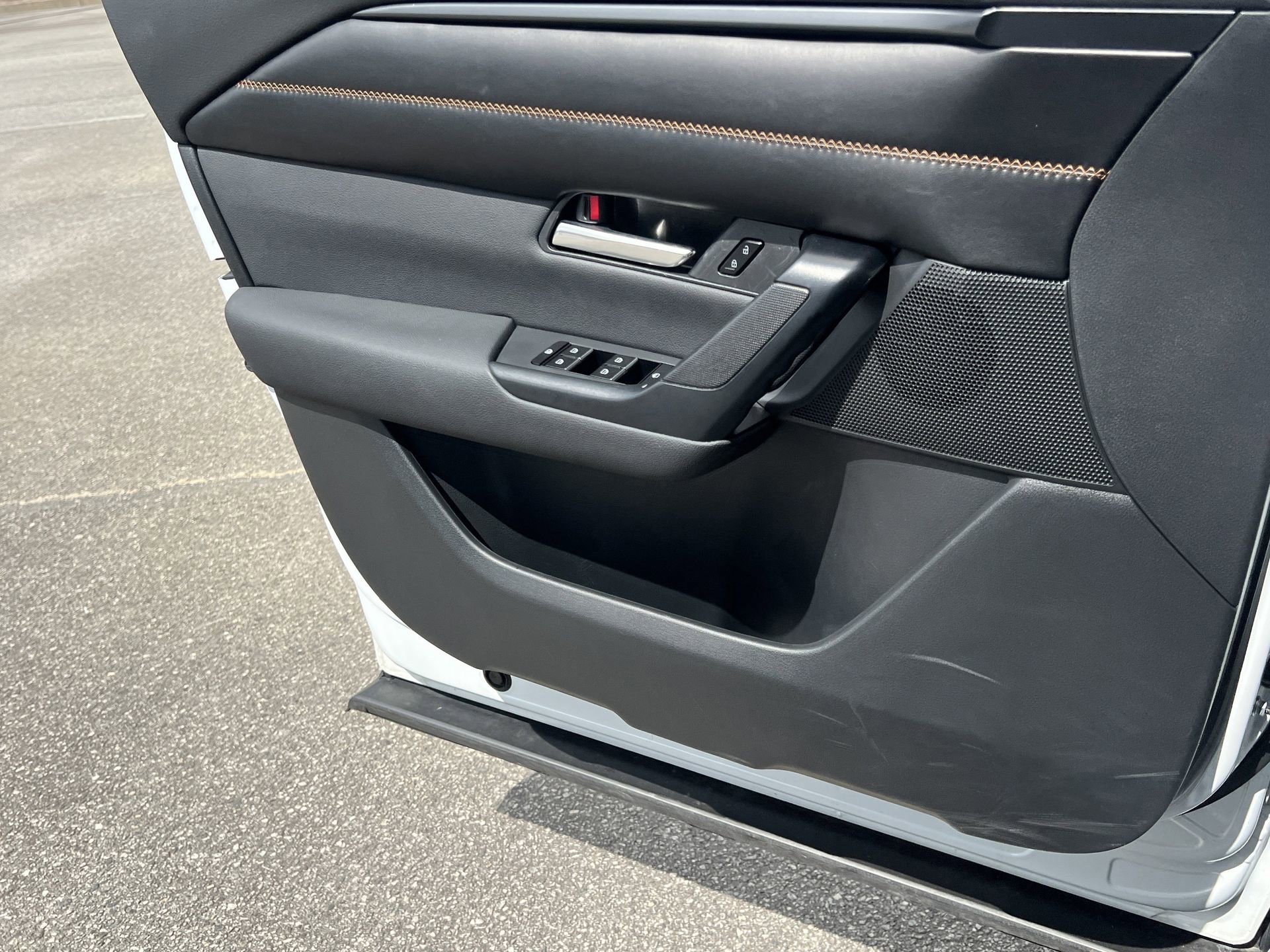 Used 2025 MAZDA CX-50 2.5 Hybrid w/ Premium Plus Pkg image 14