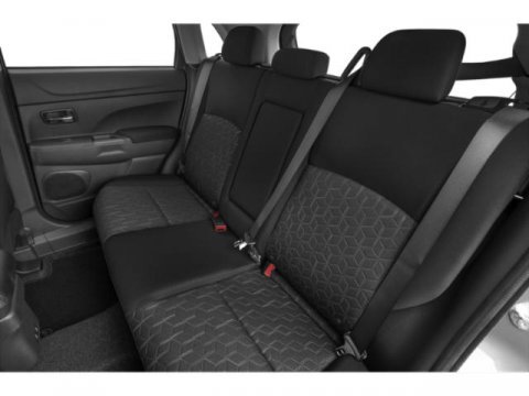 Used 2026 Mitsubishi Outlander Sport LE AWD/4WD image 12