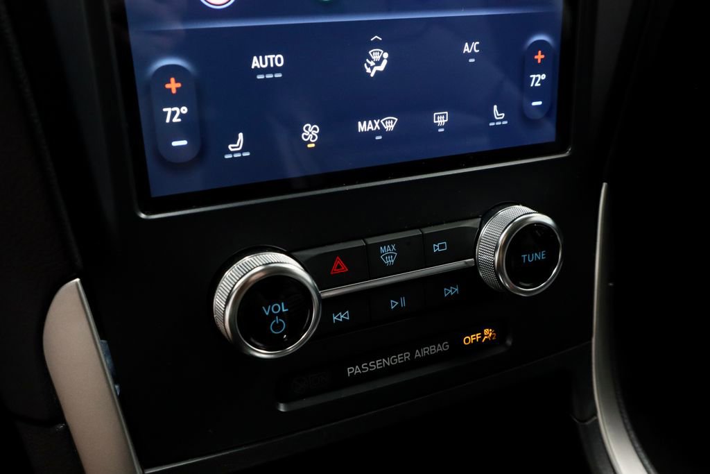 Certified 2024 Ford Edge SEL AWD/4WD image 33