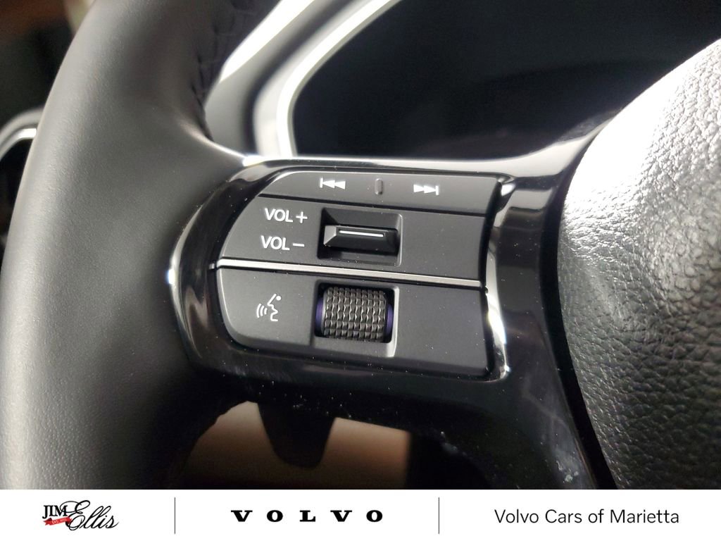 Used 2025 Honda Pilot Elite image 27