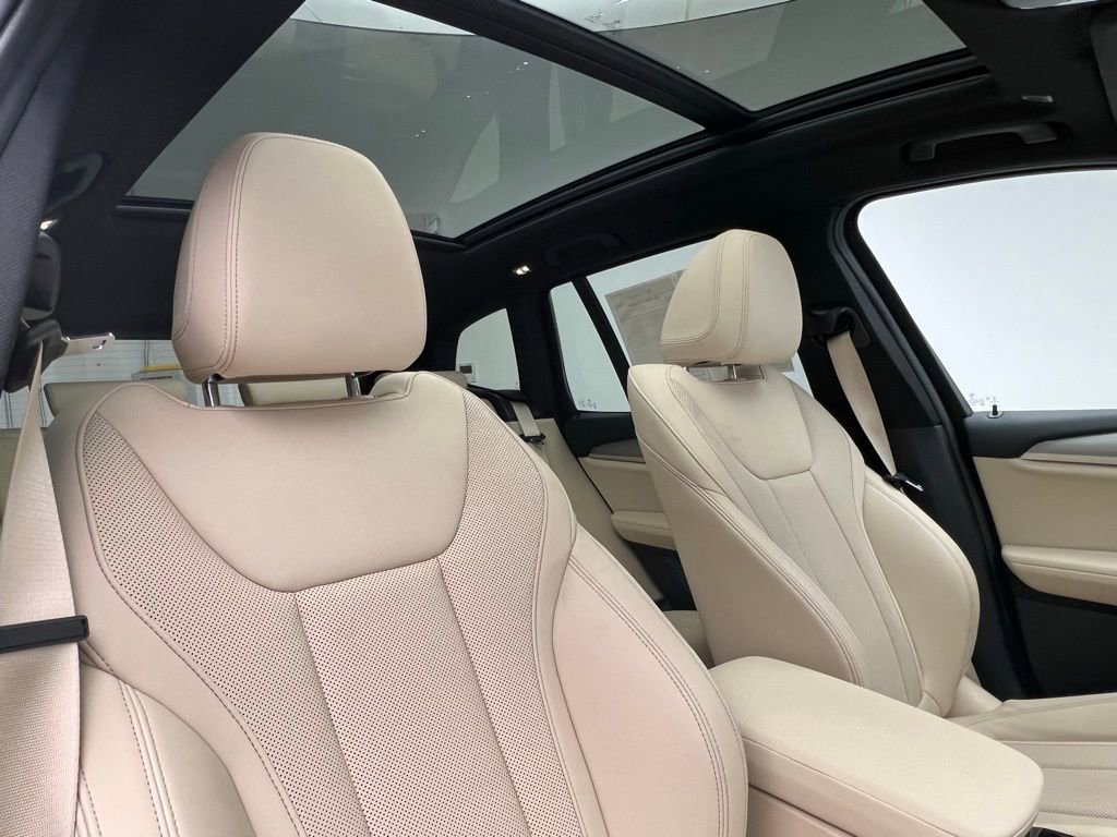 Certified 2022 BMW X3 xDrive30i image 7