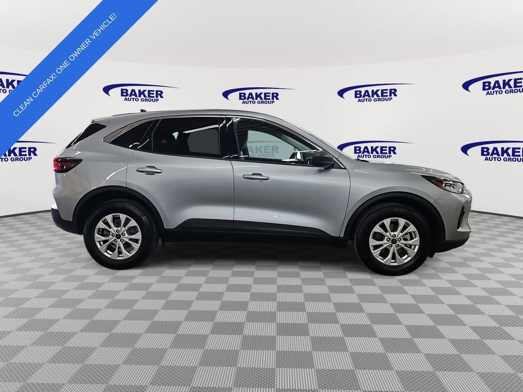 Used 2023 Ford Escape Active w/ Tech Pack #1 AWD/4WD image 4