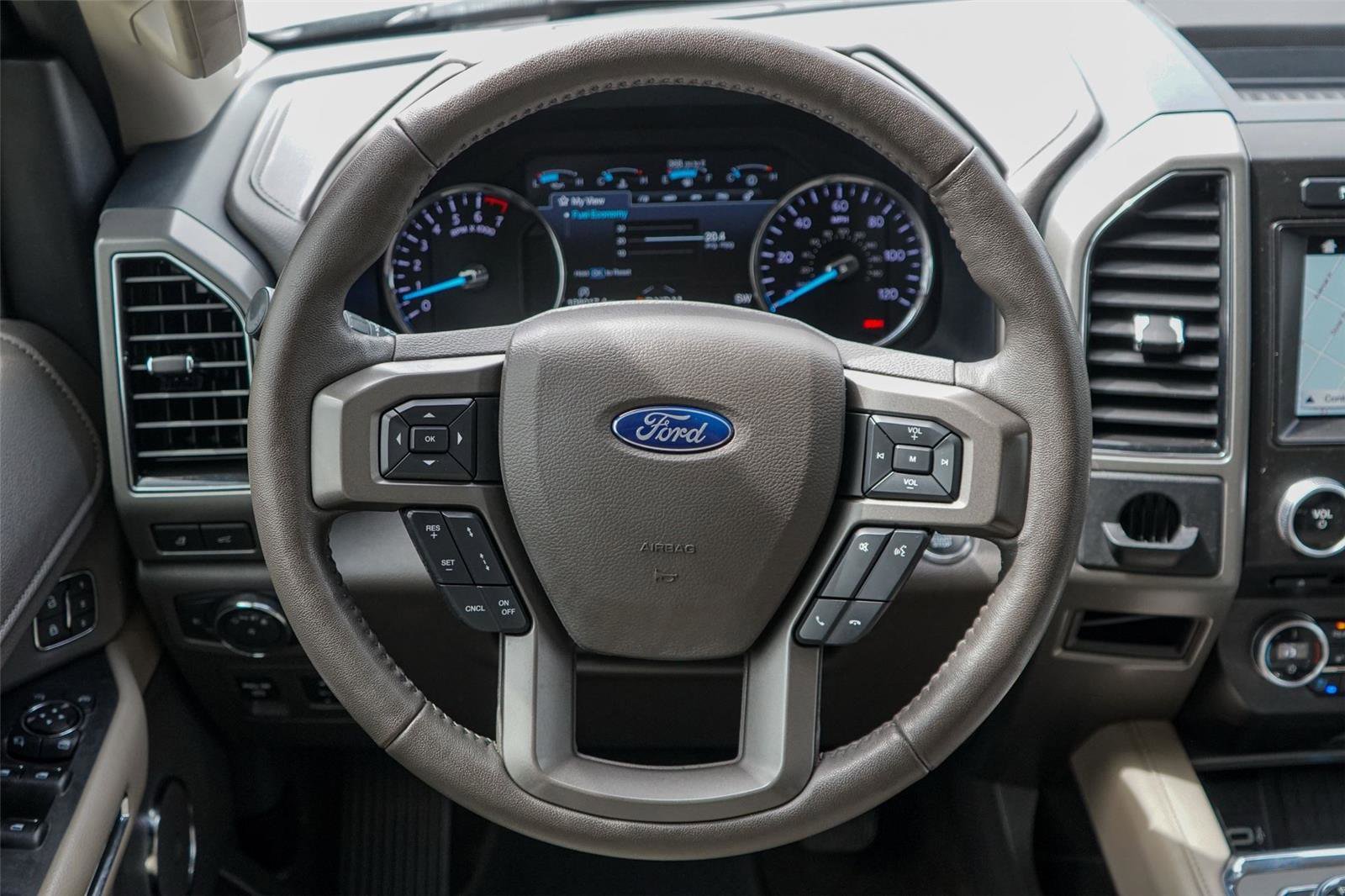 Used 2018 Ford Expedition XLT w/ Equipment Group 202A image 26