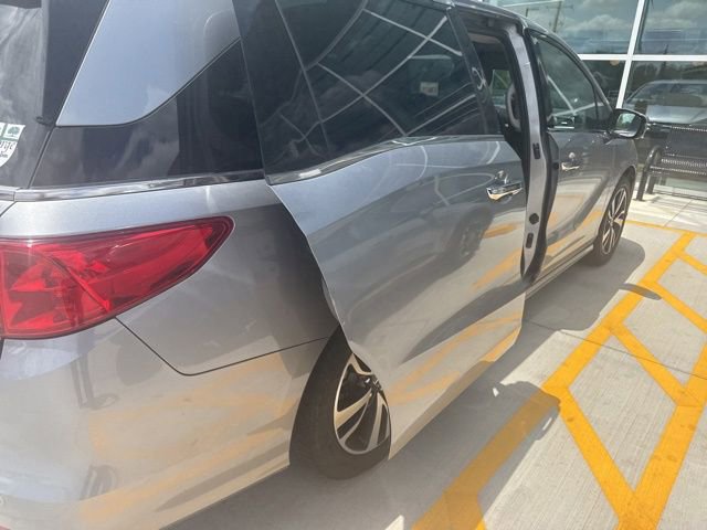 Used 2018 Honda Odyssey Elite image 6
