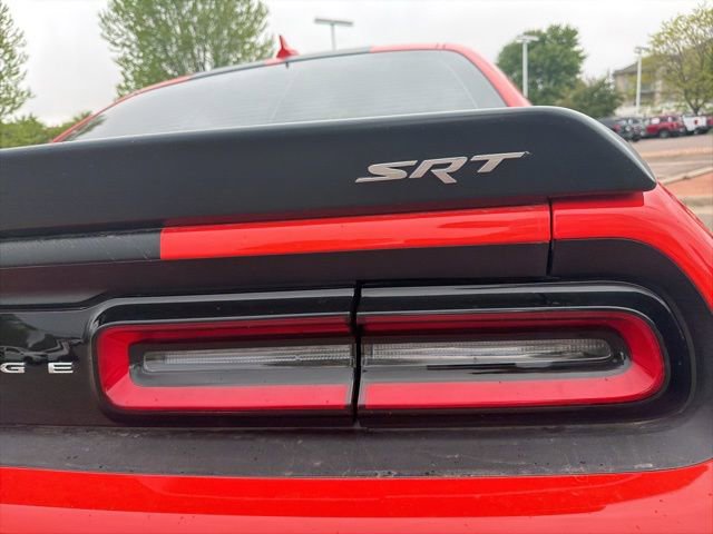 Used 2016 Dodge Challenger SRT Hellcat RWD image 13