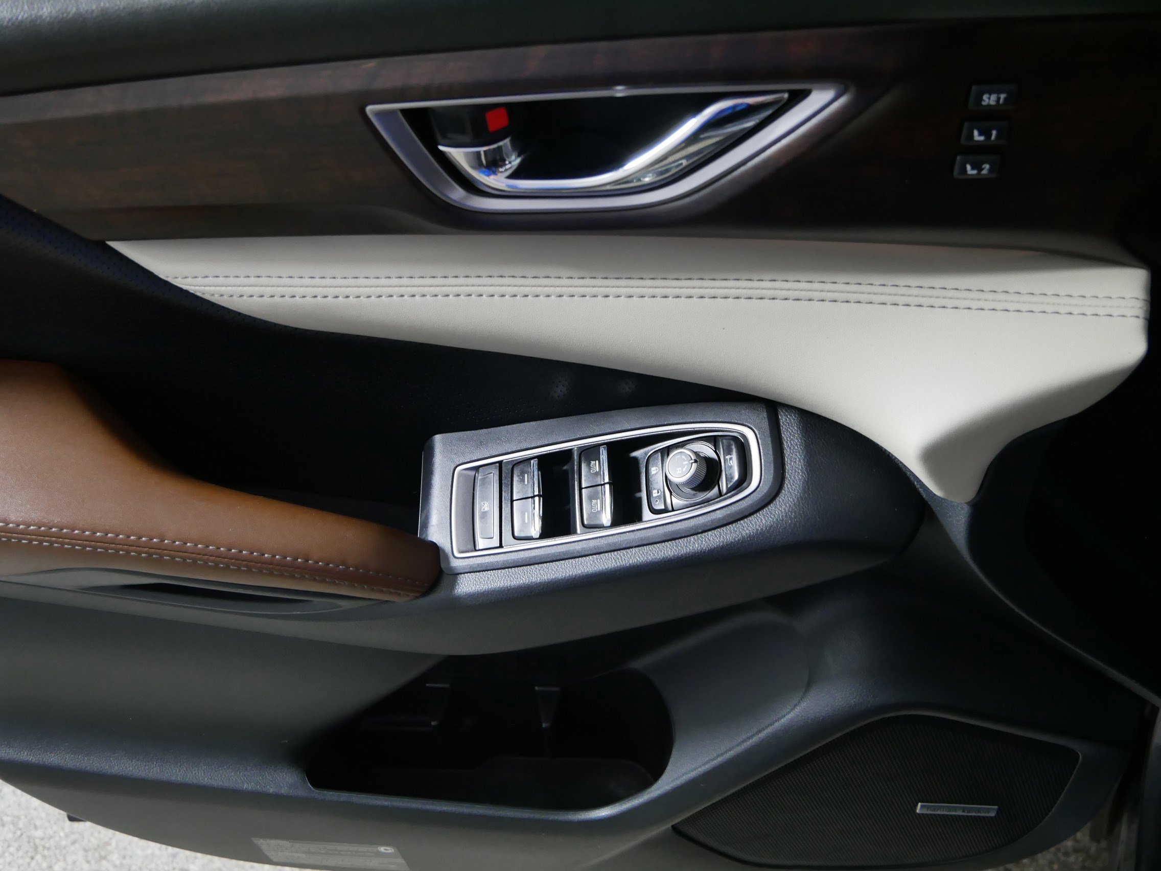 Used 2020 Subaru Ascent Touring w/ Popular Package #3 image 19