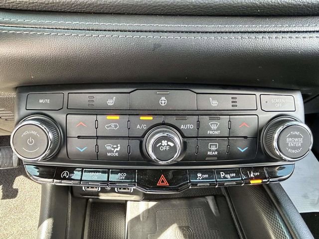 Used 2022 Dodge Durango GT AWD/4WD image 23