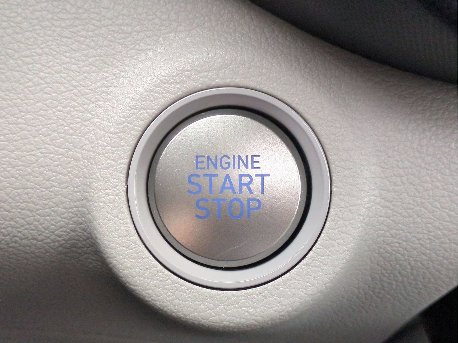 New 2026 Hyundai Venue SEL FWD image 35