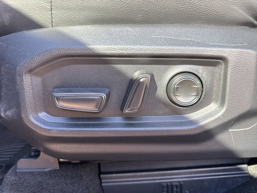 Used 2023 Toyota Tundra Limited image 35