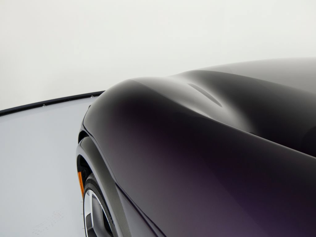 Used 2025 Ferrari Purosangue AWD/4WD image 46