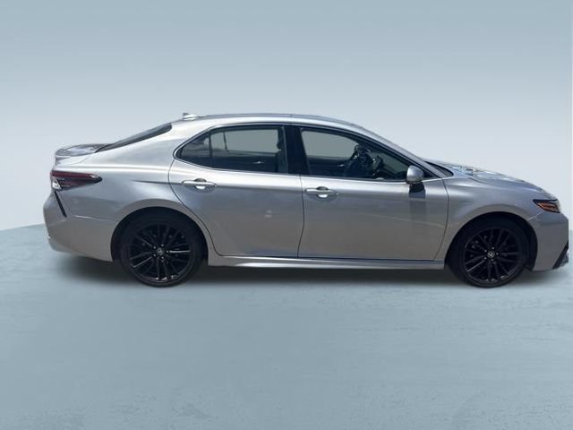 Used 2024 Toyota Camry XSE FWD image 9