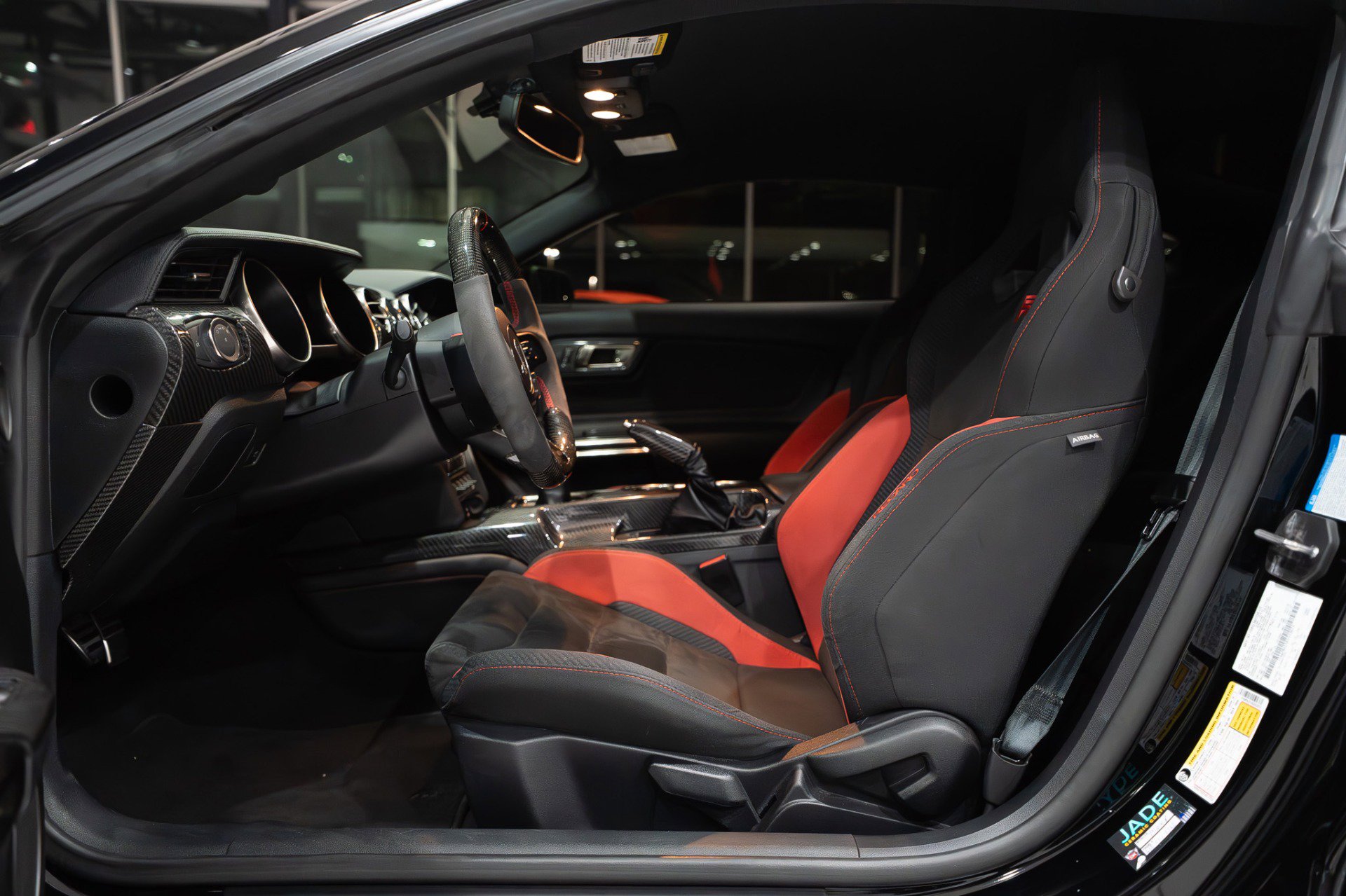 Used 2019 Ford Mustang Shelby GT350R w/ GT350R Equipment Group 920A RWD image 8