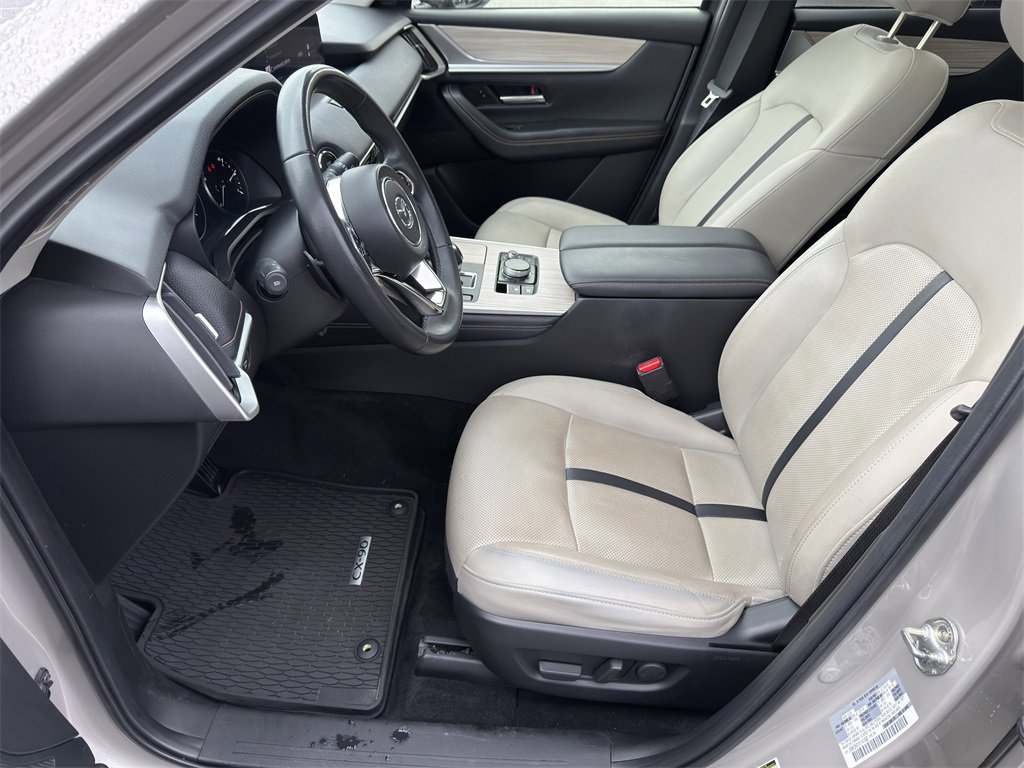Used 2024 MAZDA CX-90 3.3 Turbo w/ Premium Package image 11