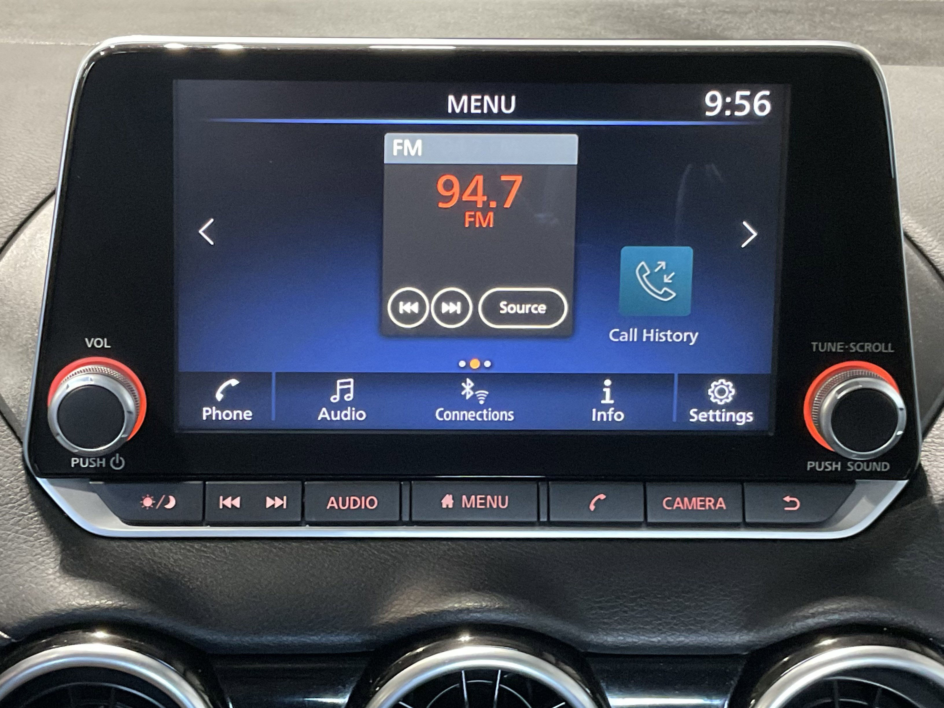 Used 2023 Nissan Sentra SV image 14