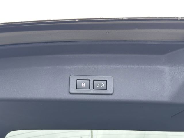 New 2026 Subaru Ascent Limited Bronze image 17