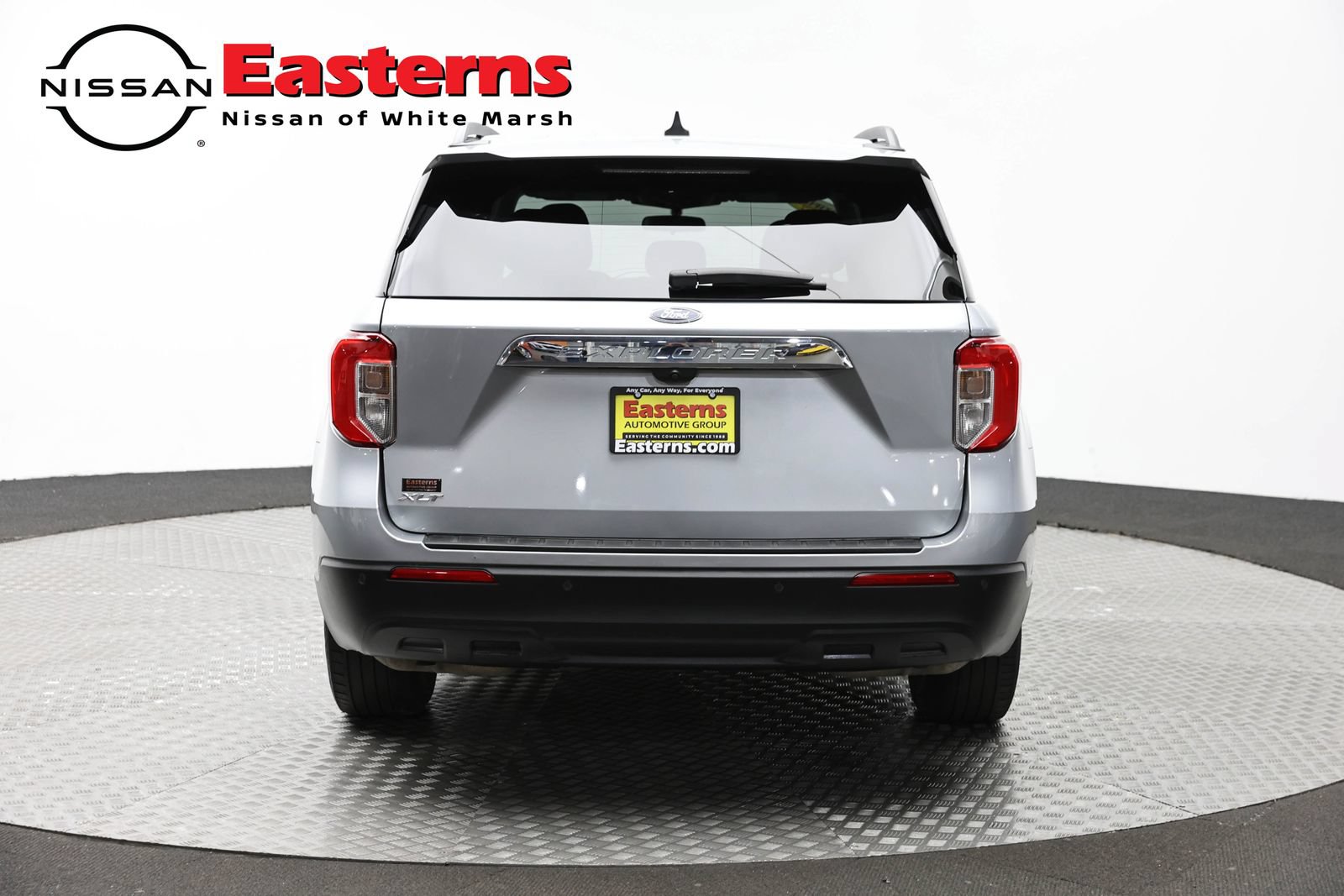 Used 2023 Ford Explorer XLT RWD image 6